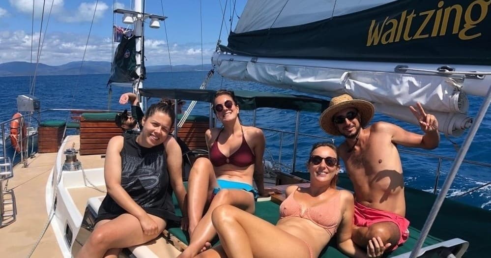 Whitsundays Sailing & Snorkeling Cruise from Airlie Beach