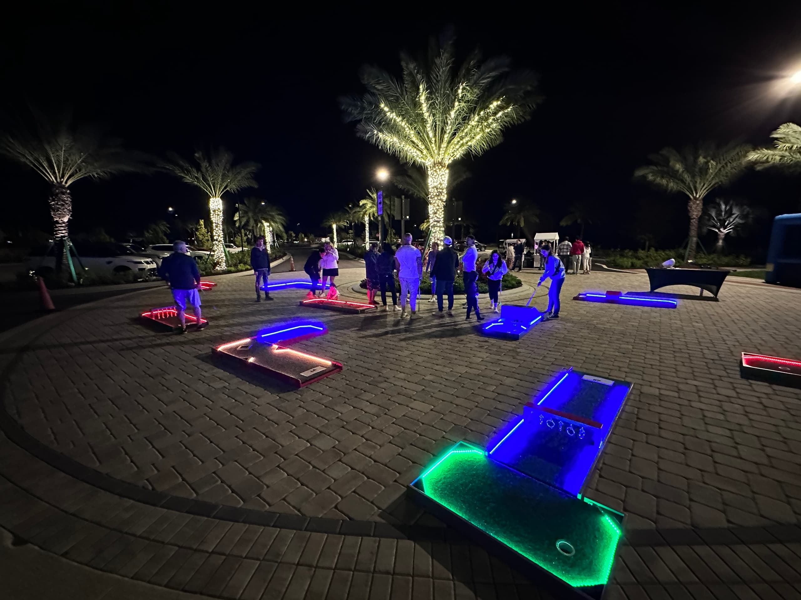 Mobile Mini Golf Fun with Chuck It Axes in Fort Myers