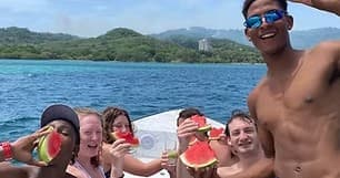 Glass-Bottom Boat Tour in West End, Roatán — See Coral Reefs Without Getting Wet