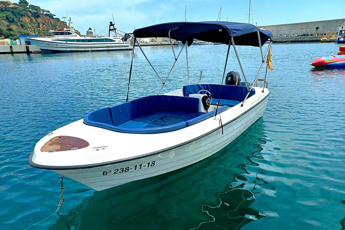Rent a Boat Blanes team