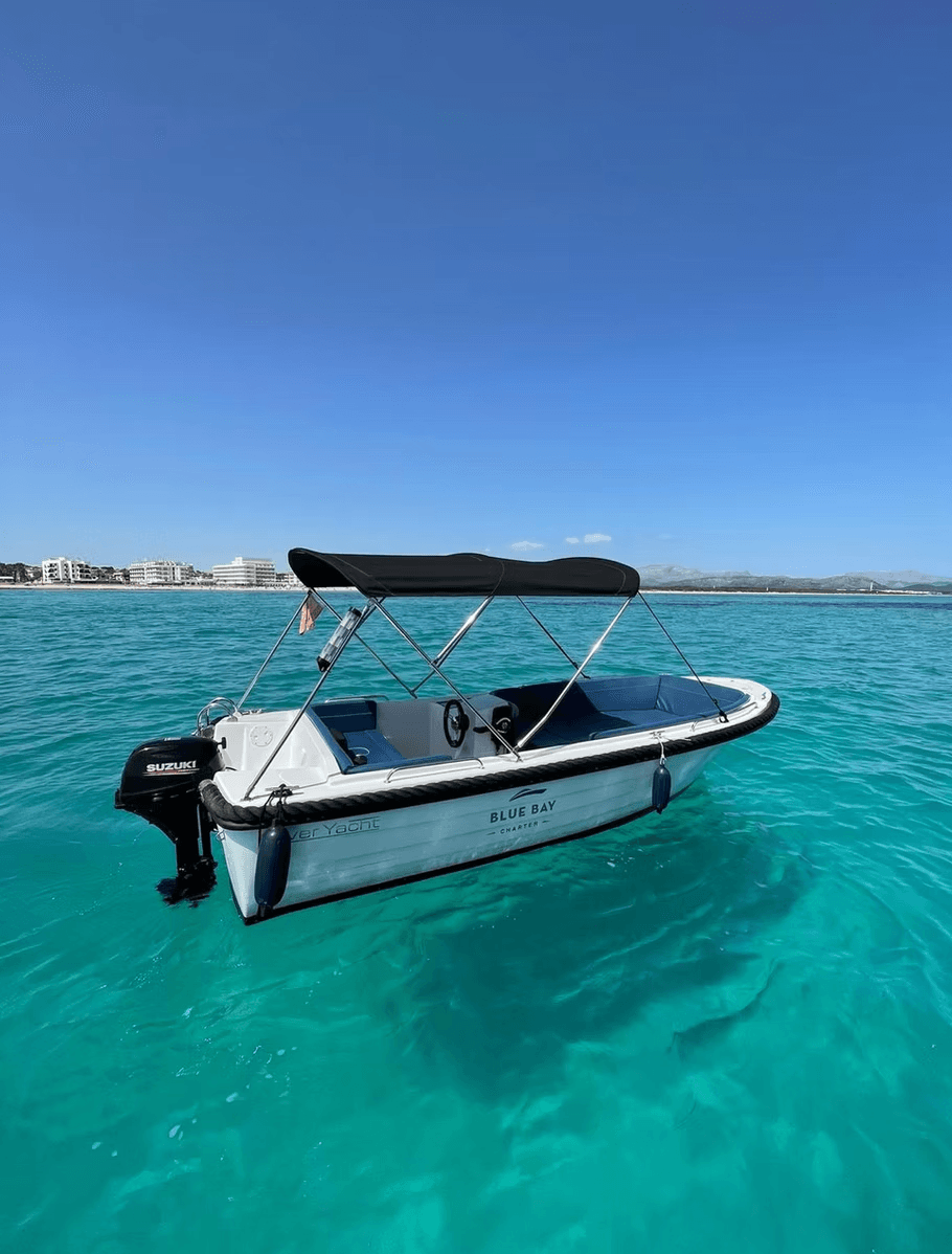 Havanna: Private Silver YATCHS 500 Charters from Can Picafort for Sun, Swim, and Sea photo 3