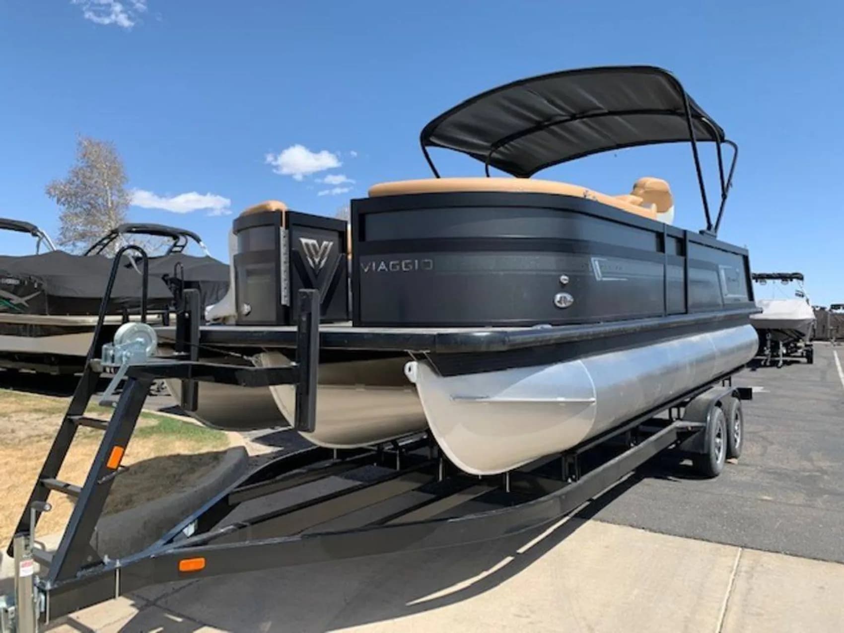 Luxury Pontoon Rentals on Boyd Lake: Viaggio Diamante 23S for Groups photo 1