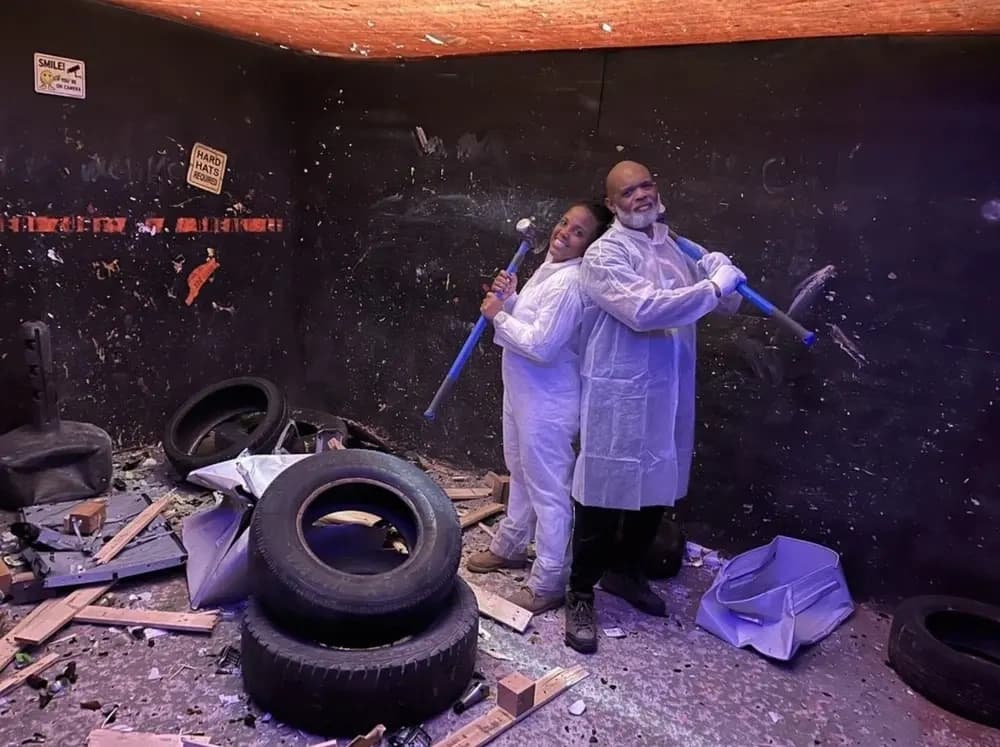 Rage Room Experience: Houston Smash Sessions for Teams and Stress Relief photo 4