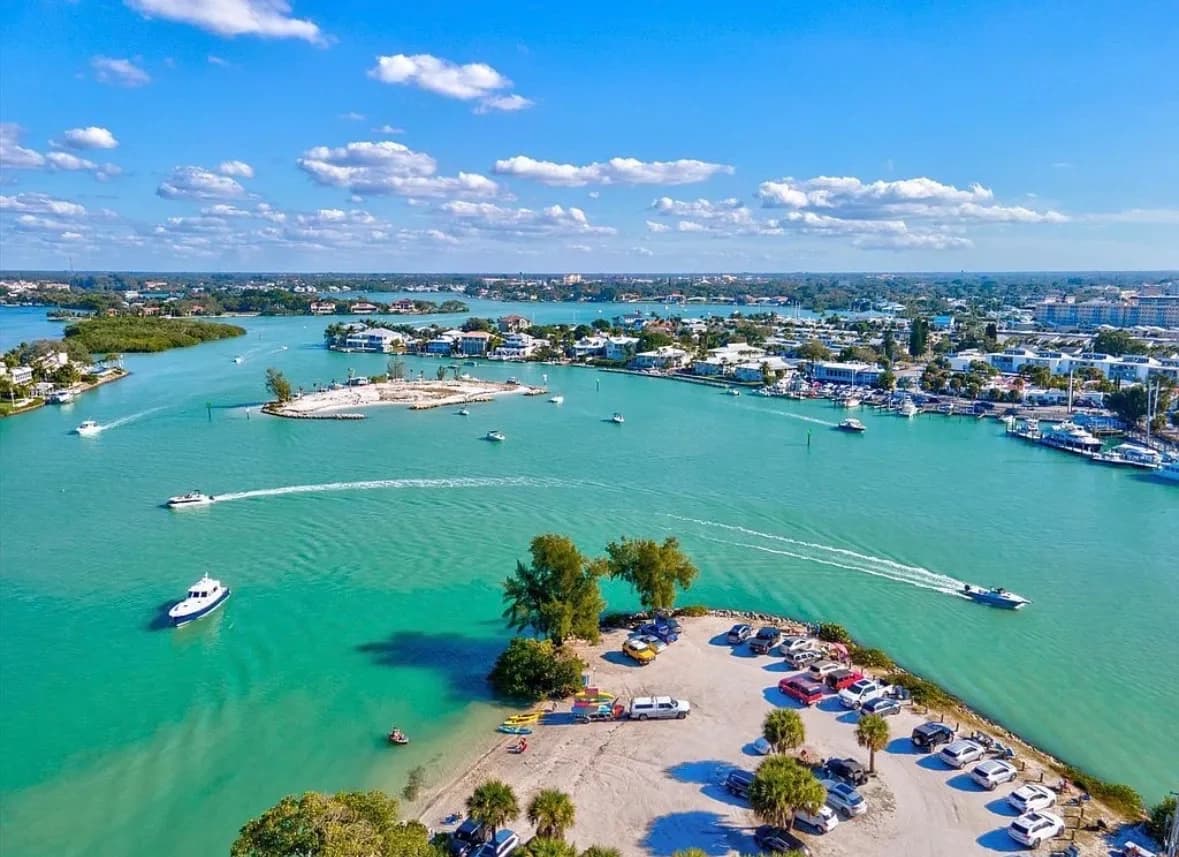 Paddle the North Jetty and Siesta Key: 2-Hour Eco and Beach Tour Near Venice, FL