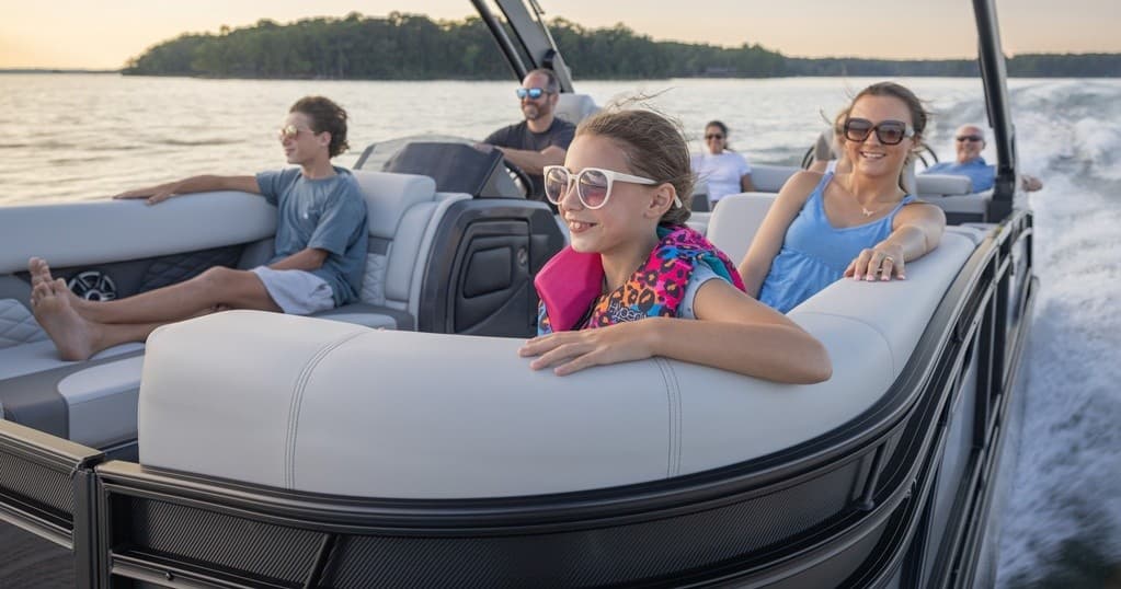 Flathead Lake Pontoon & PWC Rentals from Bigfork: Lake Days, Wildlife & Watersports