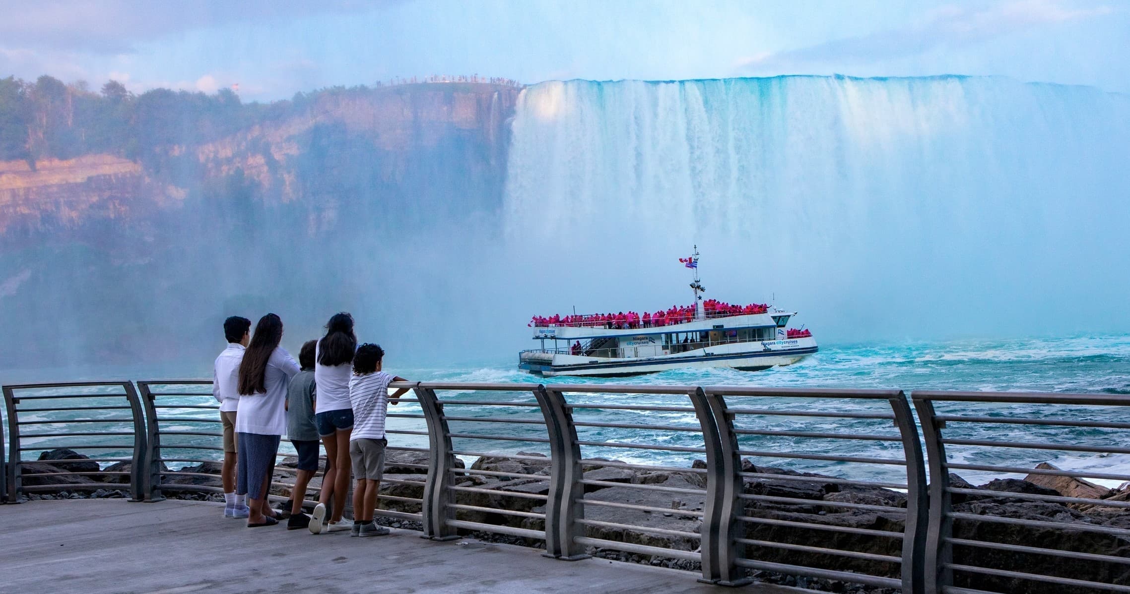 Explore Niagara Falls: Ultimate Private Day Tour with Custom Experiences