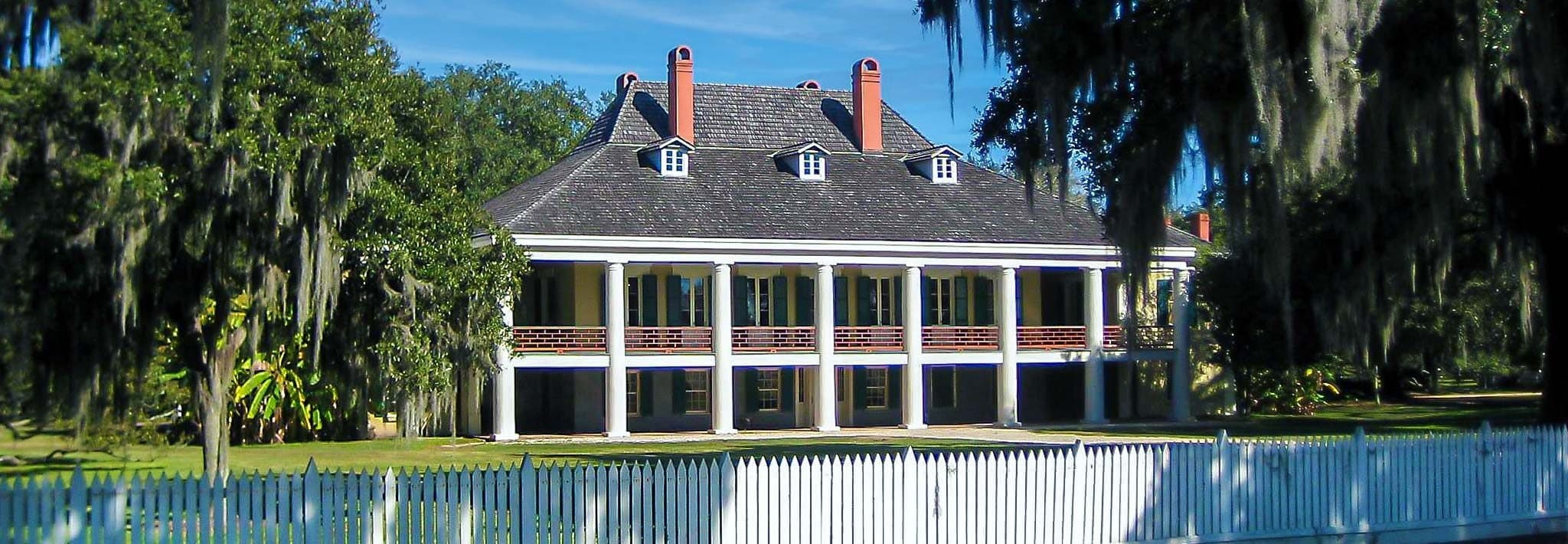 Historic Destrehan & Airboat Combo by Ragin Cajun Tours