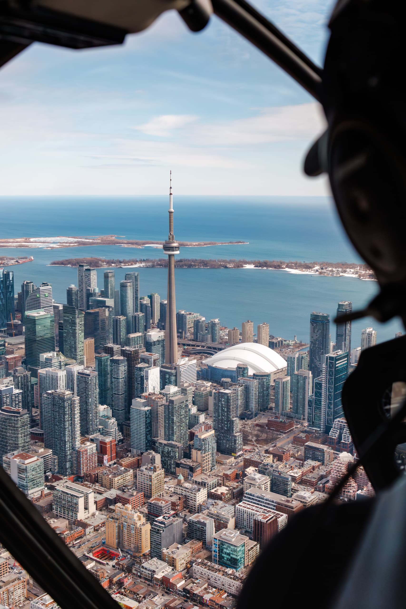 14-Minute Heli Tour Over Toronto: Skyline, Islands & Casa Loma from Above photo 2