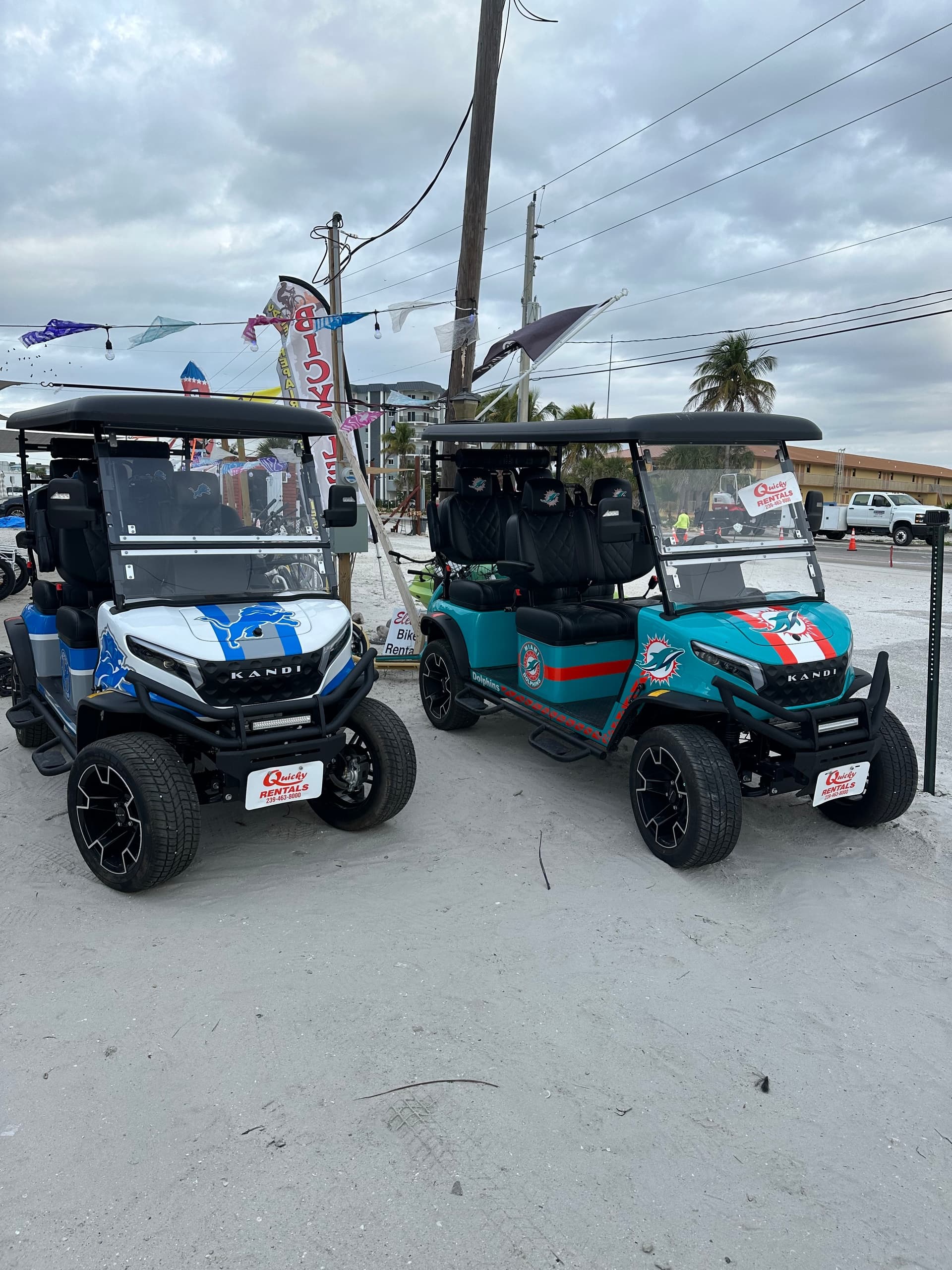 Street-Legal Golf Carts on Fort Myers Beach: 4-Seater Island Exploration