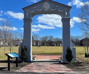 Veteran-Guided Salem Military History Walking Tour — 1-Hour Historic Walk