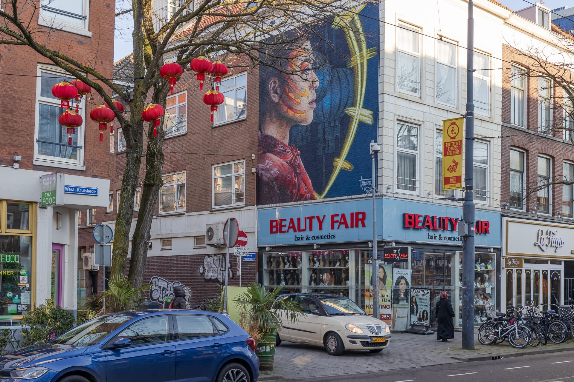 Urban Art Adventure: Rotterdam Street Art Tour by IdTours Rotterdam