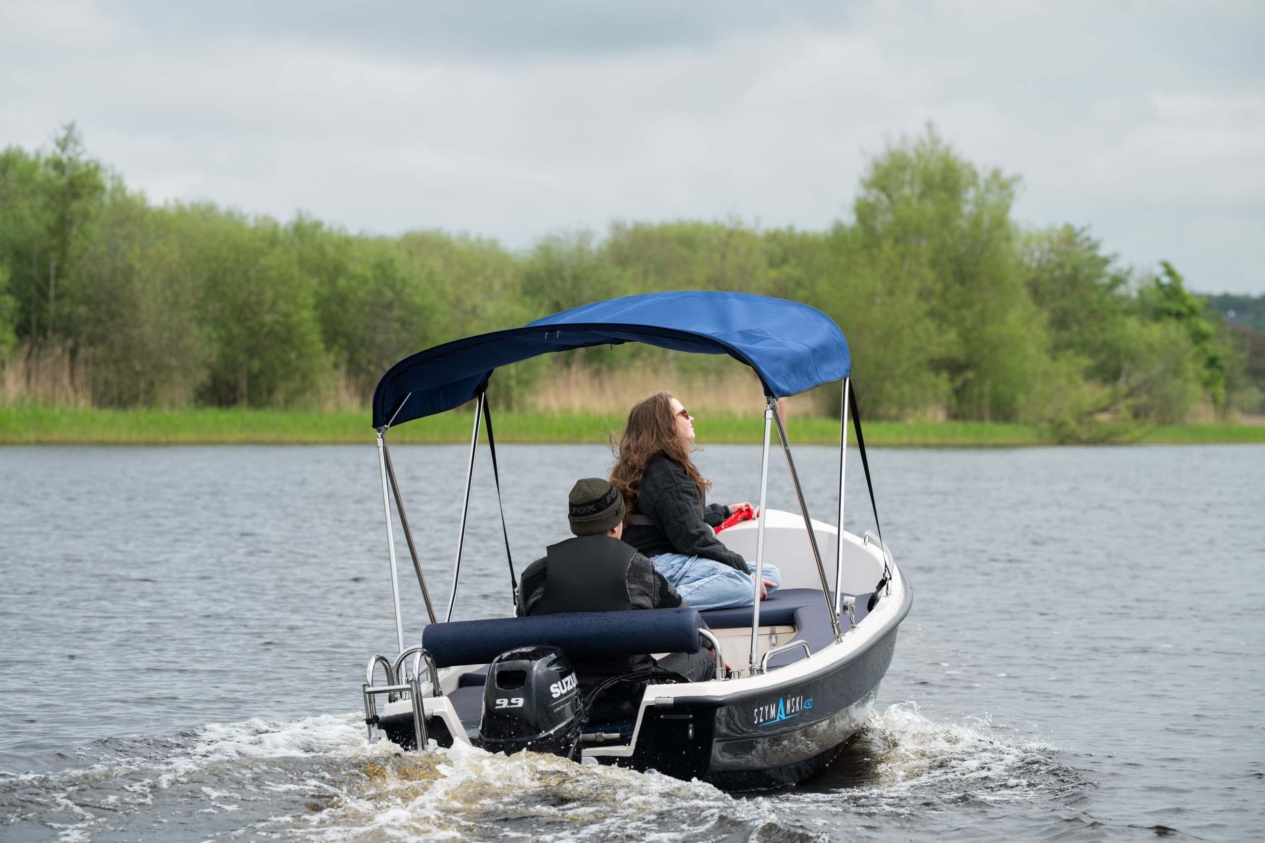 Self-Drive Boats on Lough Derg: Portumna & Terryglass Self-Drive Experience
