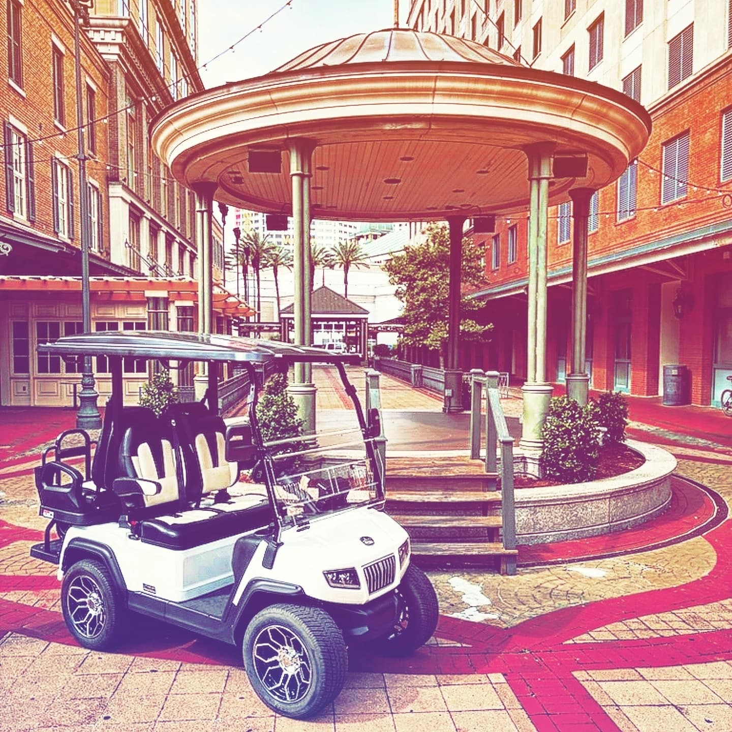 Electric Golf Cart Tour in New Orleans by FreeWheelin’ Bike Tours