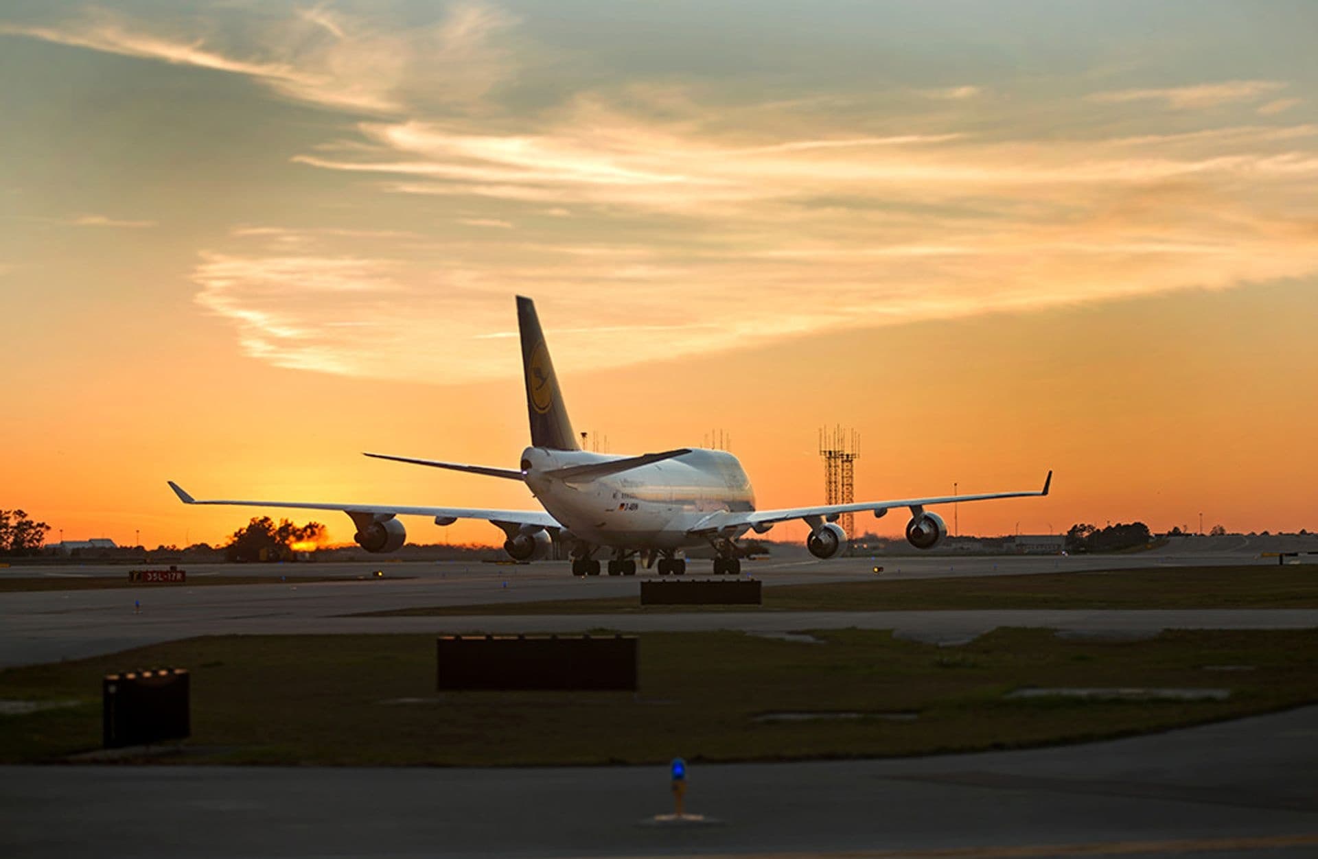 Cocoa Beach Transfers: Smooth Journeys to Orlando Airport
