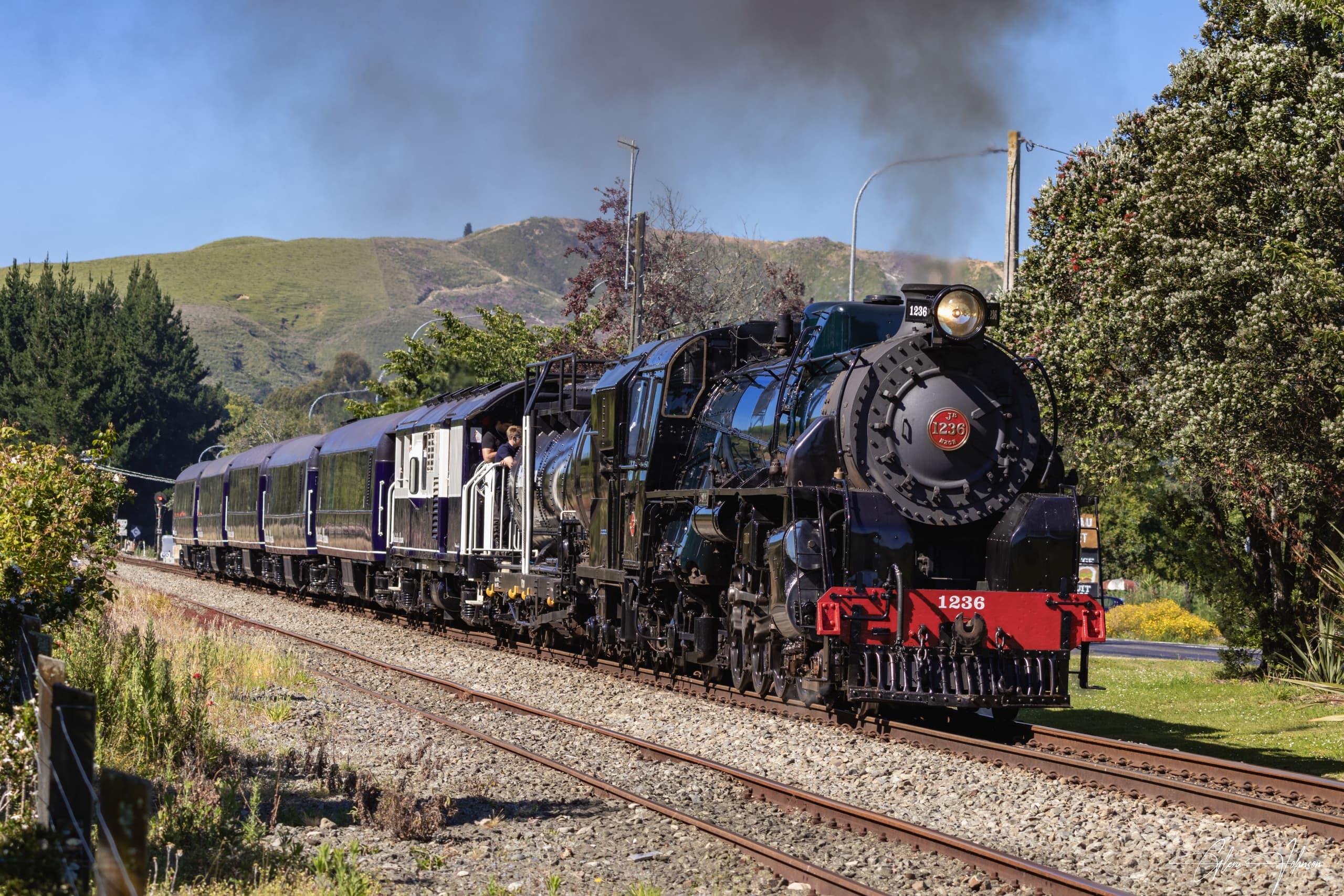 Steam Along the Kapiti Coast: Tūī Express Day Trip from Plimmerton