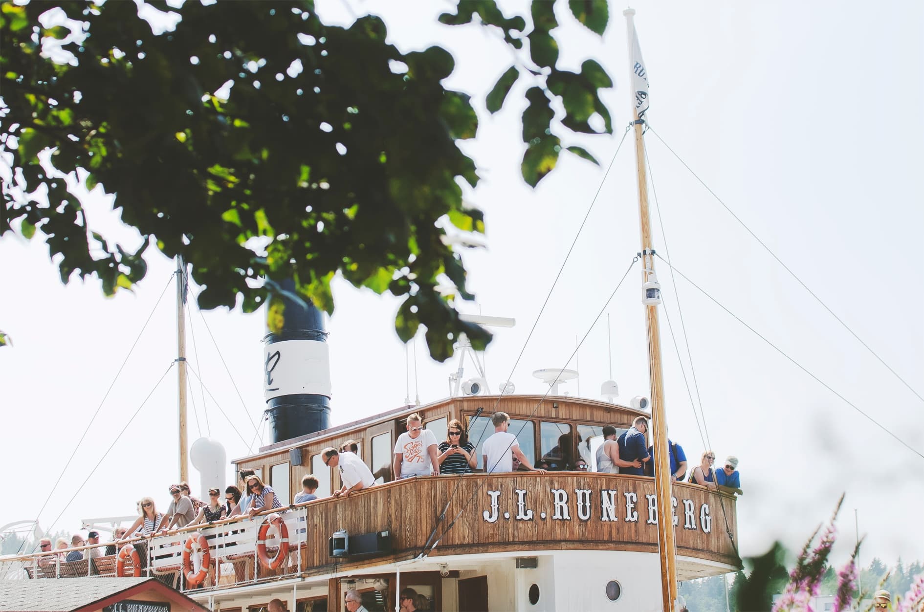 Boat Charters & Water Activities: Porvoo's Musta Hevonen Island Adventure