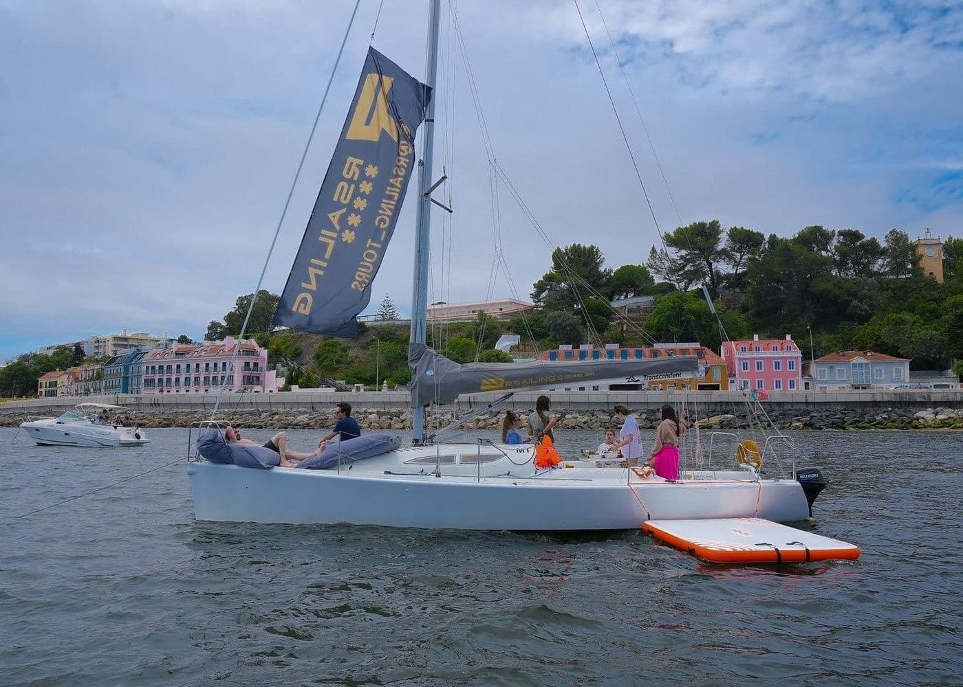 Sunset Sail on the Tagus: 2-Hour Lisbon Sailboat Tour with Vinho Verde