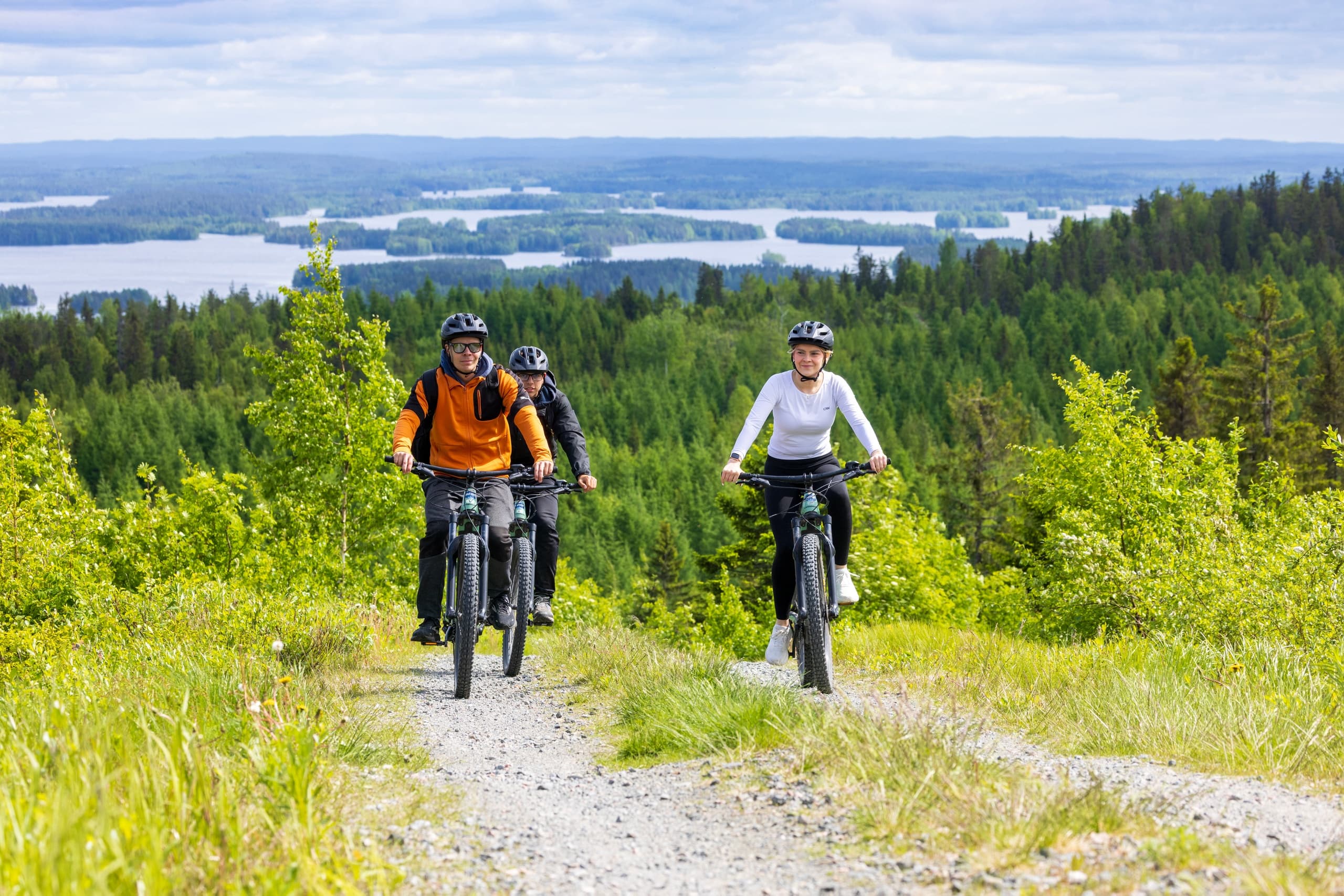 Tahko Ebike Safari: Glide Forest Ridges & Lakes in 2 Hours