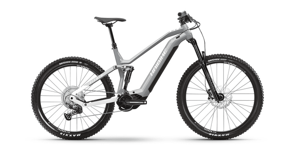 Off-Road E-MTB Adventures with Noulimits in Sant Just Desvern
