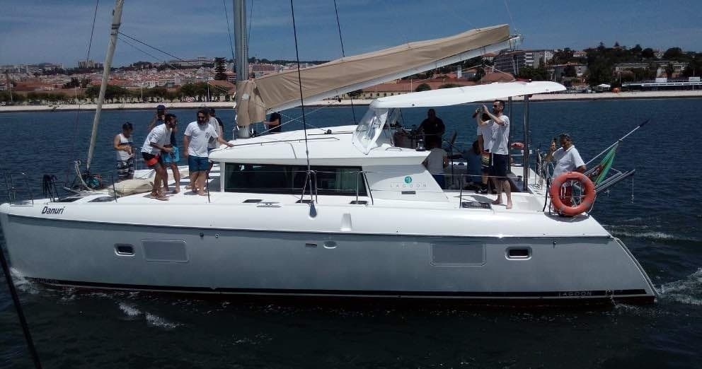 Lagoon 42′ Sailing Adventures with where-to-go-in-lisbon
