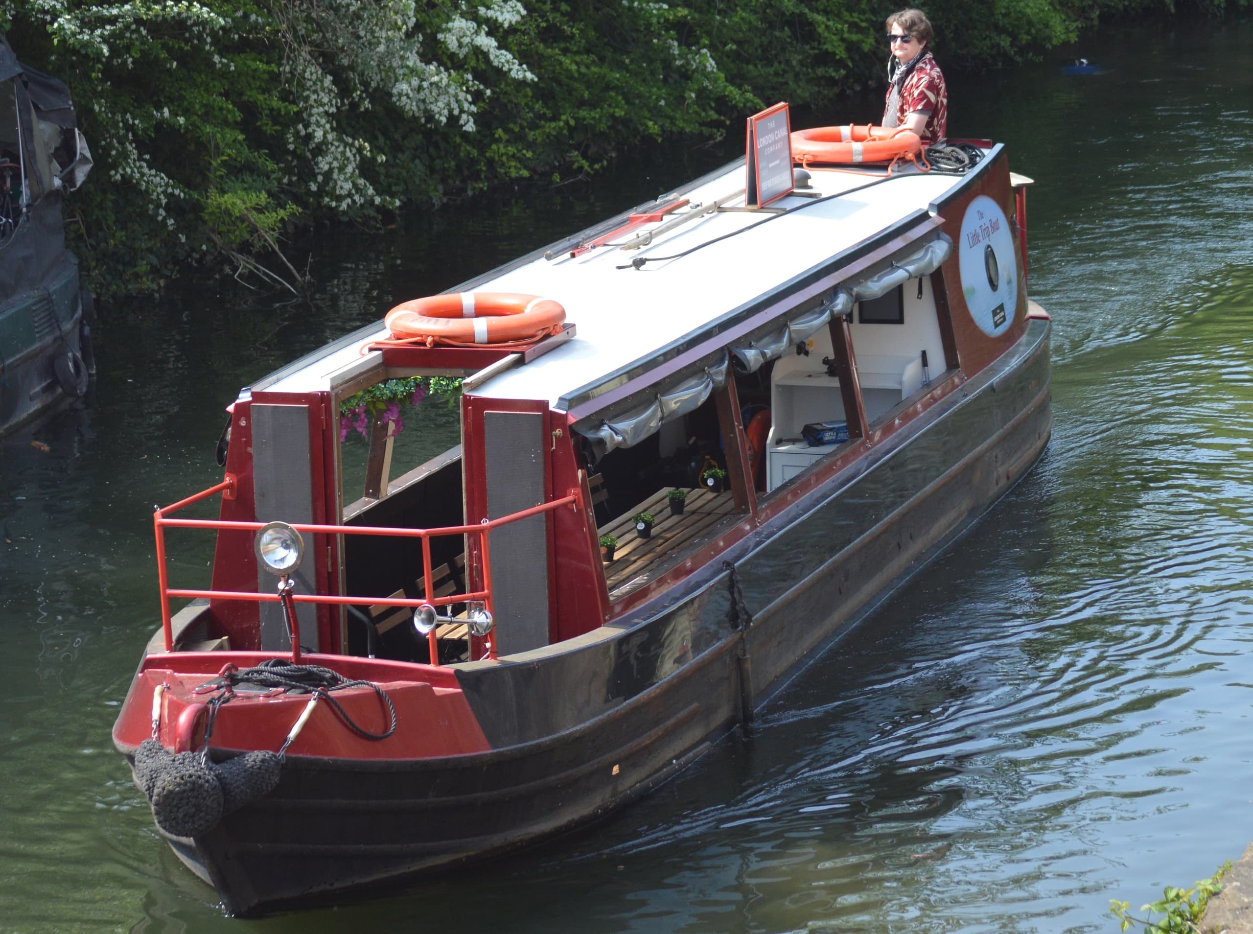 Kings Cross Canal Cruise: 30-Minute Narrowboat on Regent's Canal photo 1