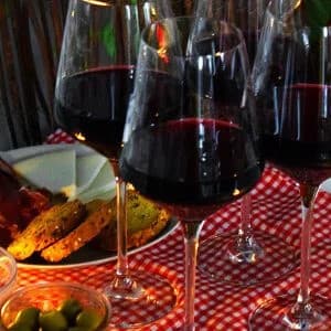 Deluxe Wine Tasting in Madrid: Small-Producer Spanish Wines and Tapas Experience