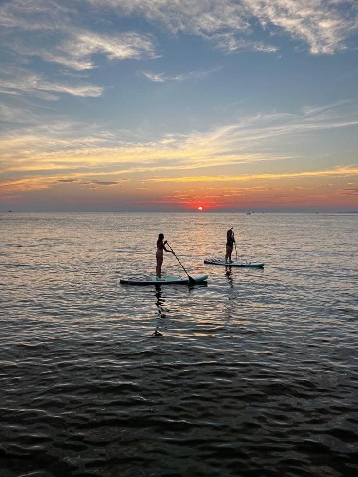 Explore Roanoke Sound: Stand Up Paddle Board Rentals in Nags Head