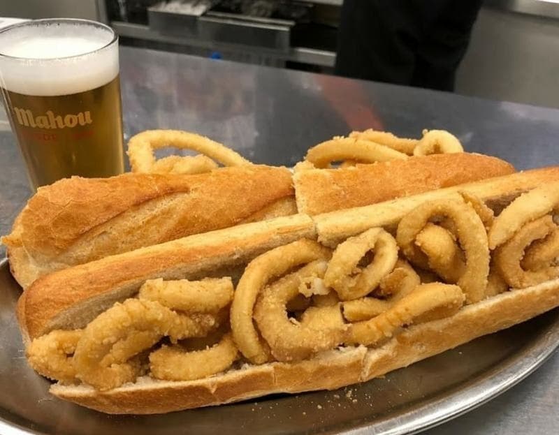 Historic Tapas Tour: Century-Old Tabernas of Madrid’s Centro