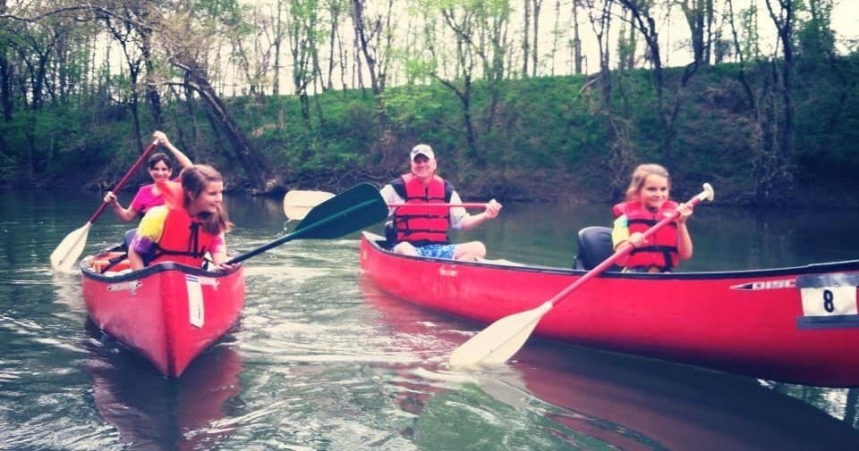 5-Mile Canoeing Trip with The River Rat’s Canoe Rental