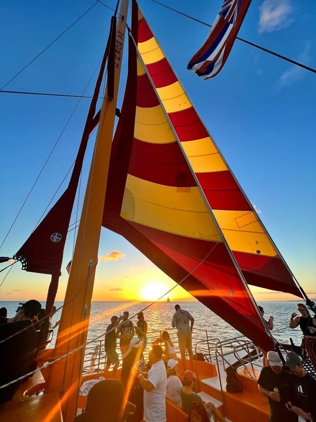 Na Hoku 2 Sunset Sail: 90-Minute Party Cruise from Kewalo Harbor, Honolulu photo 3