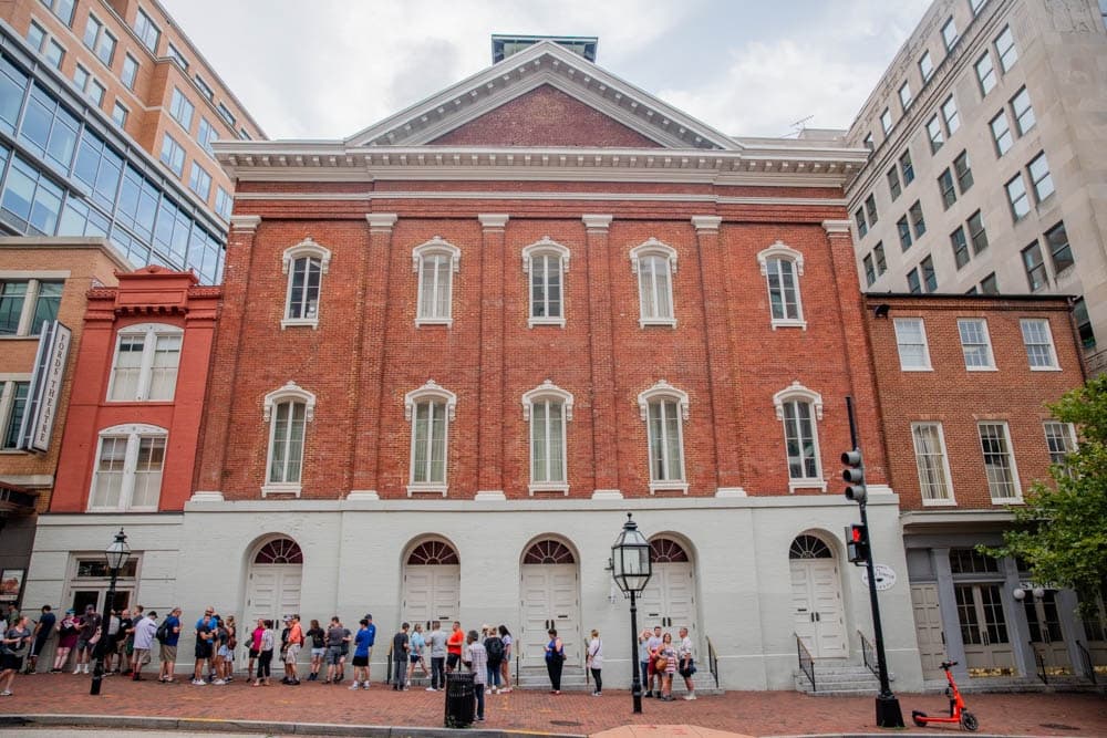 Inside Lincoln's Assassination Tour: Ford's Theatre and Petersen House Walking Experience photo 3