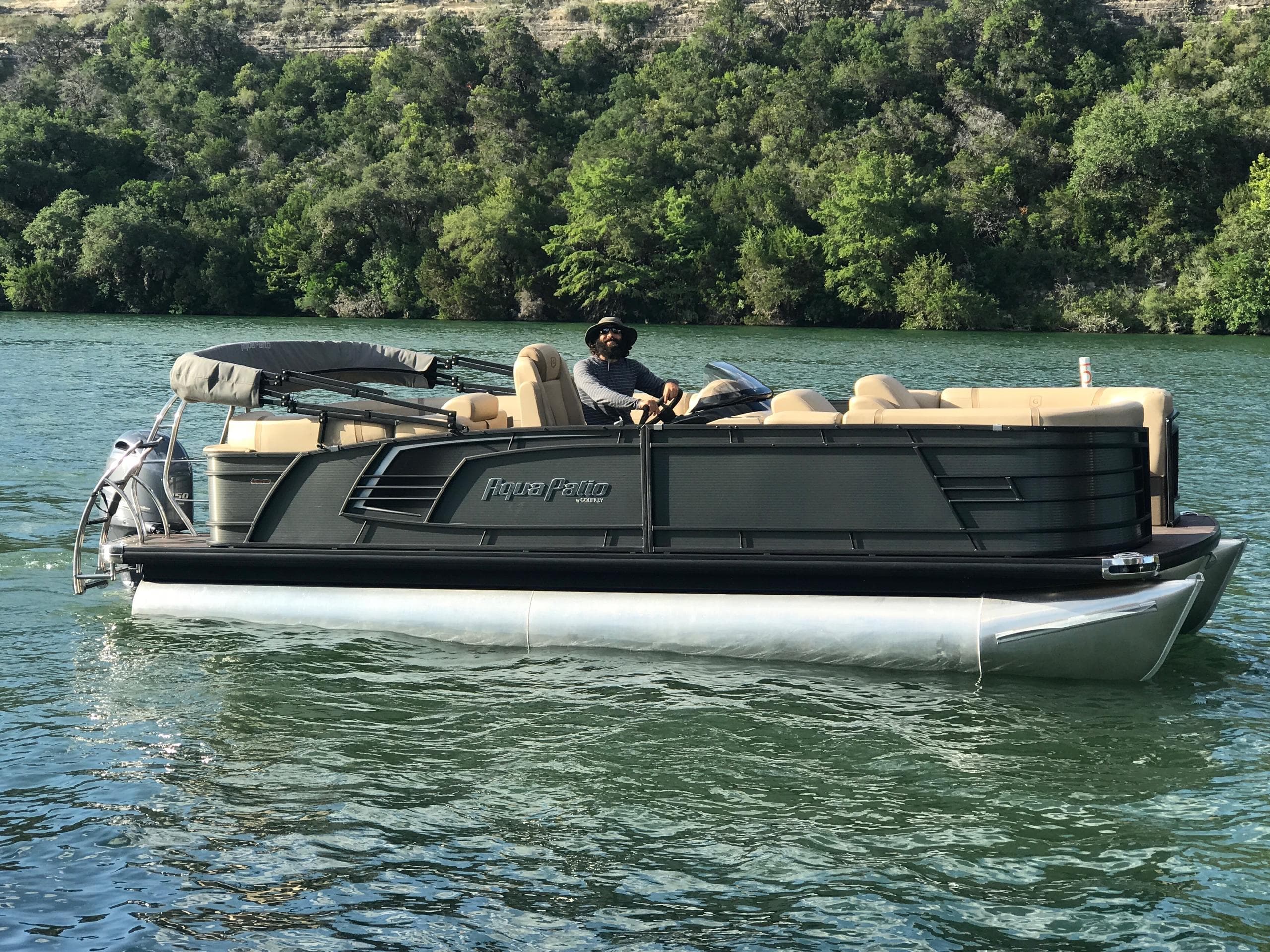 Luxury Aqua Patio Tritoon Adventure on Lake Austin, TX