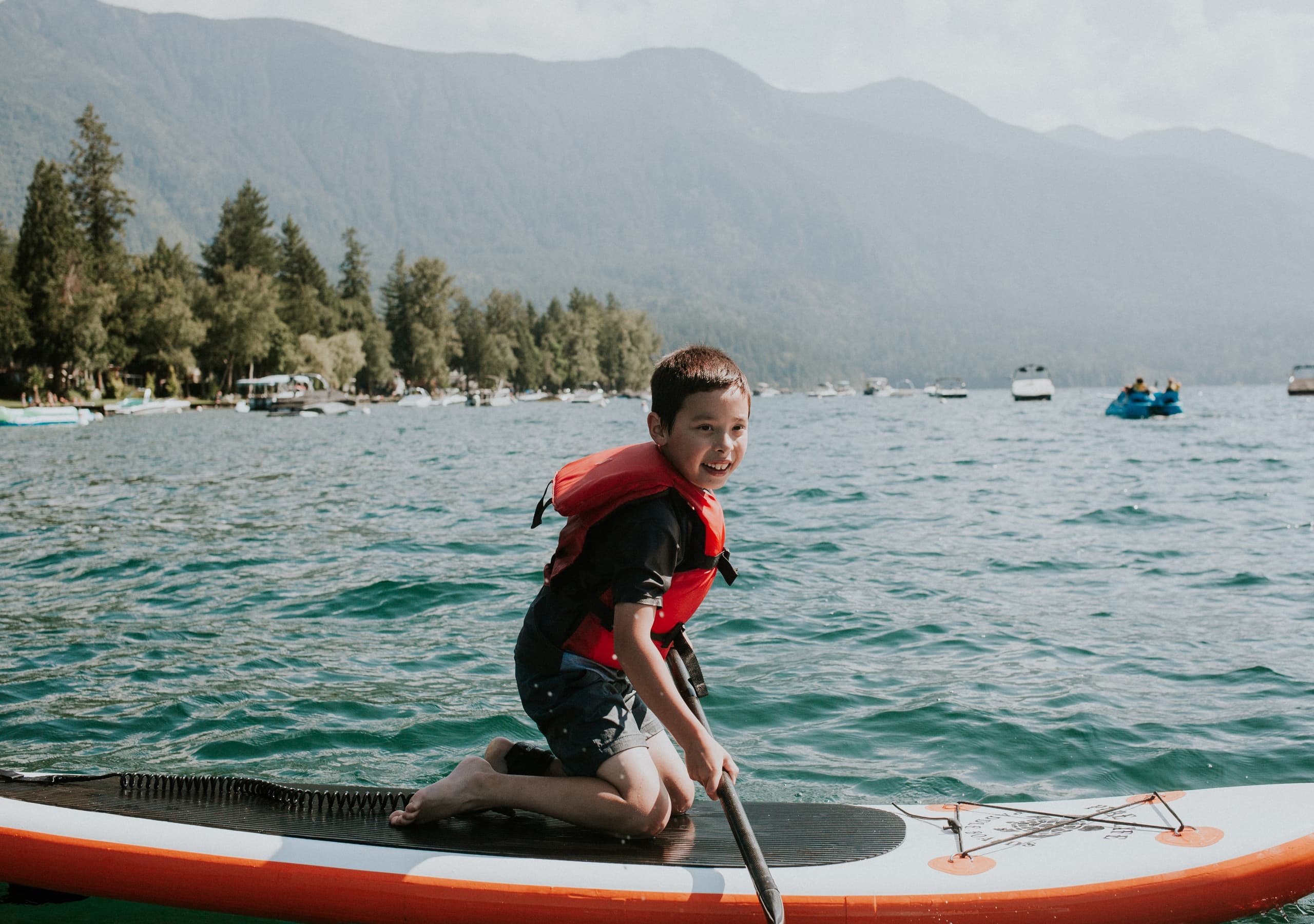 Water Activities & Kids Camps at Main Beach Boat Rental