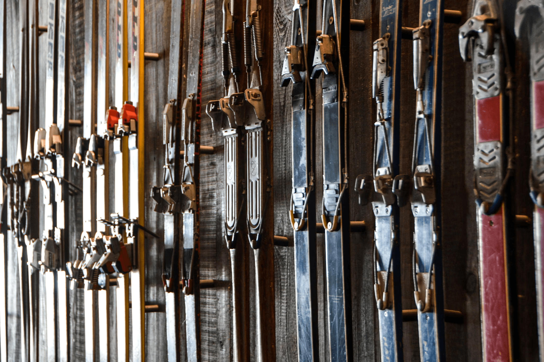Flexible 2-Day Ski Rental in Winthrop, WA: Easy Pickup and Returns