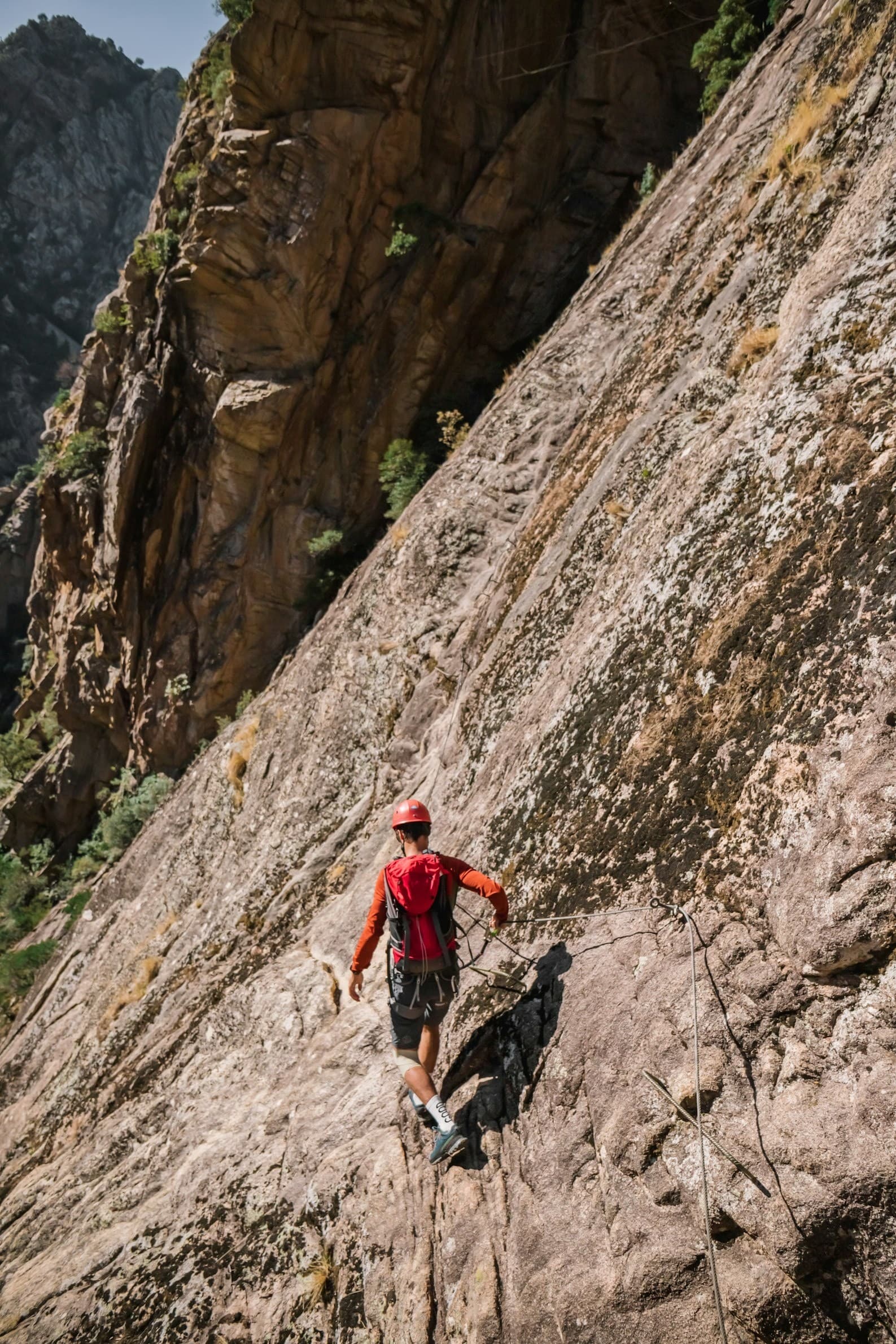 Conquer the Balcón del Vinalopó: Vía Ferrata Elda/El Bolón Complete with 130m Zip Line