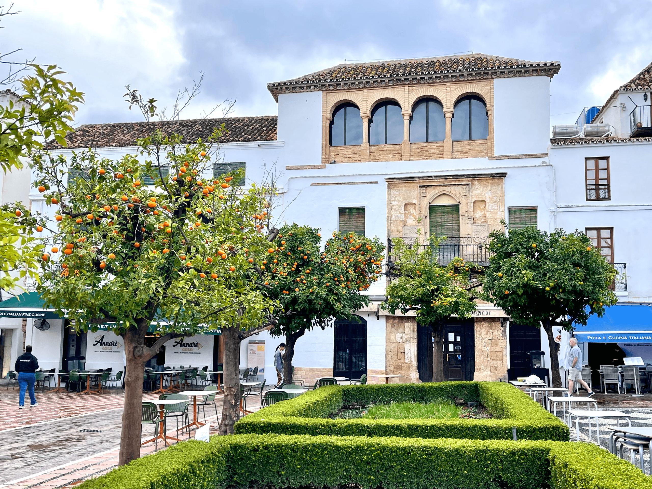 Paint Marbella: 4-Hour Sketch, Wine & Tapas Walk in the Old Town photo 3