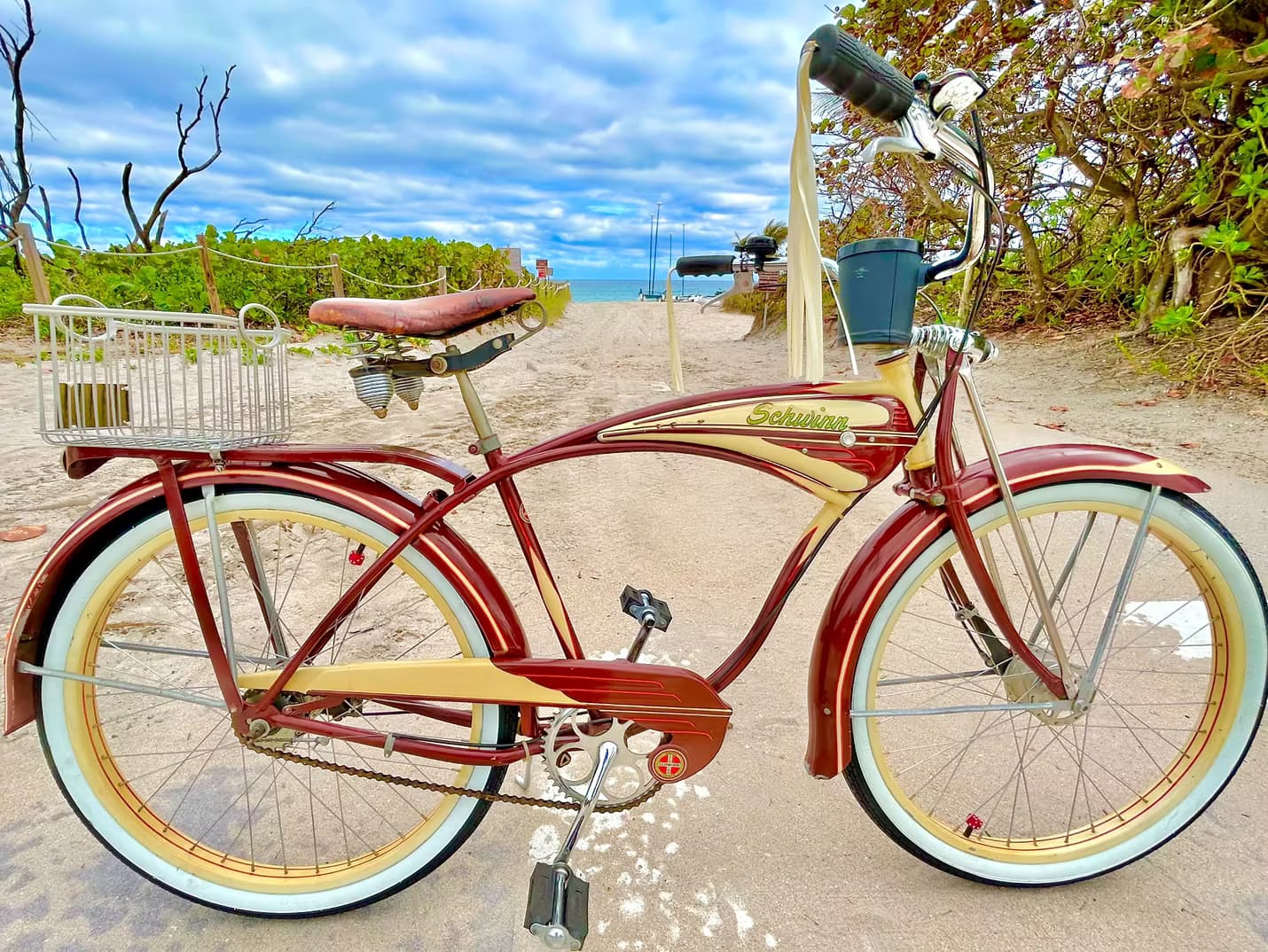Retro Cruiser Rides with Seaside Bicycle Rentals in Delray
