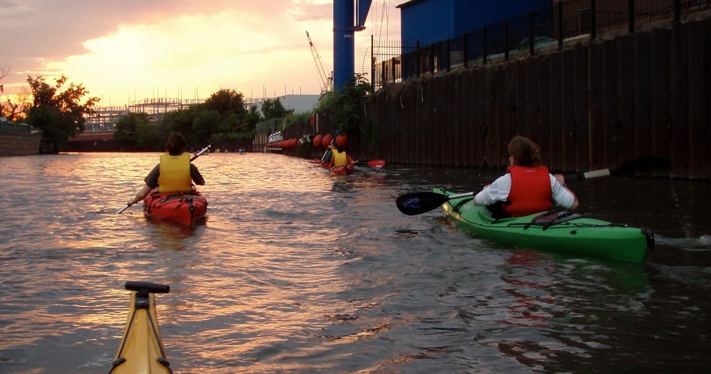 Sunset Kayak Tour Through Chicago's River Canyons