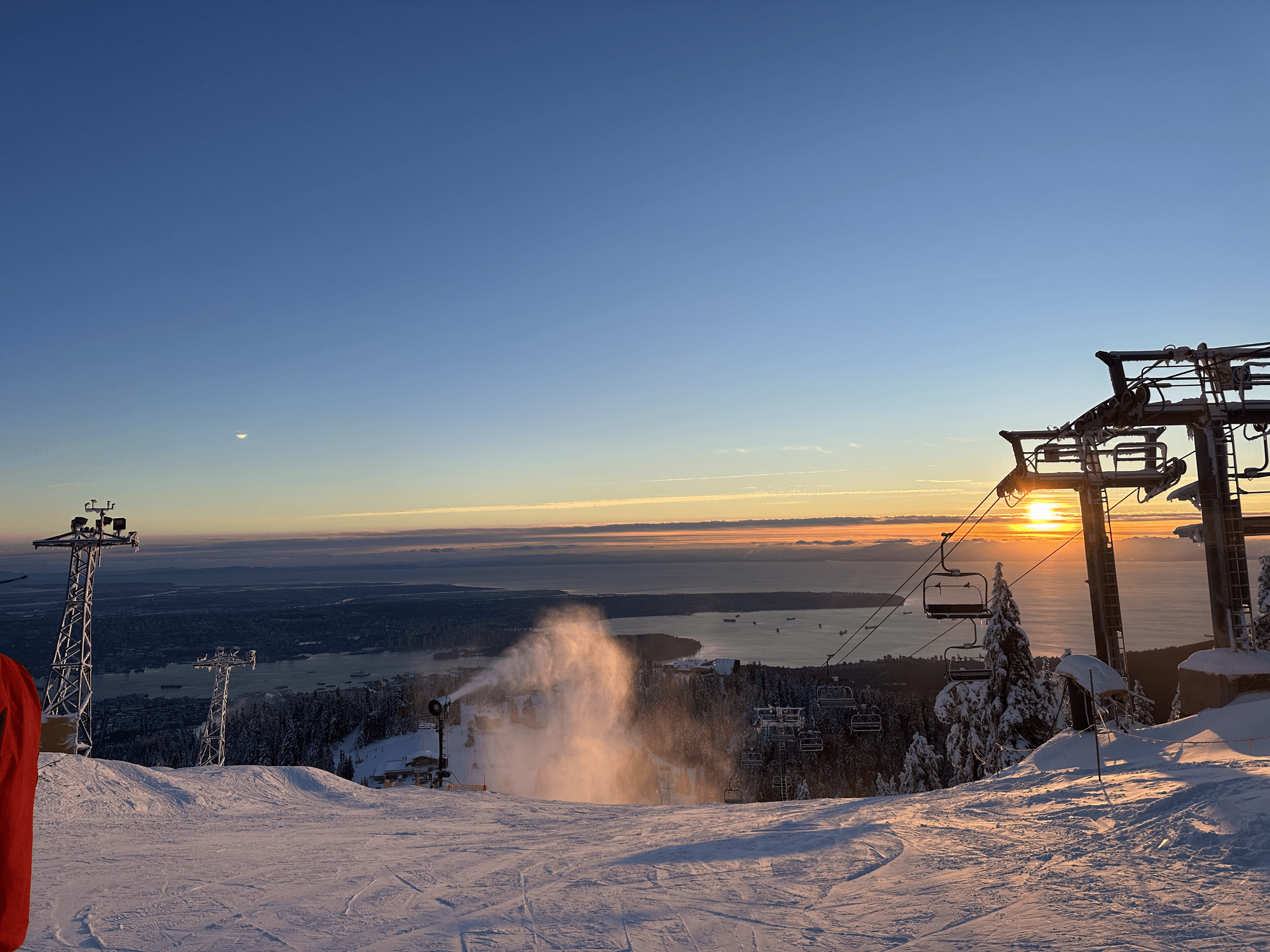 Grouse Mountain Ski/Board with Discover Canada Tours in Vancouver