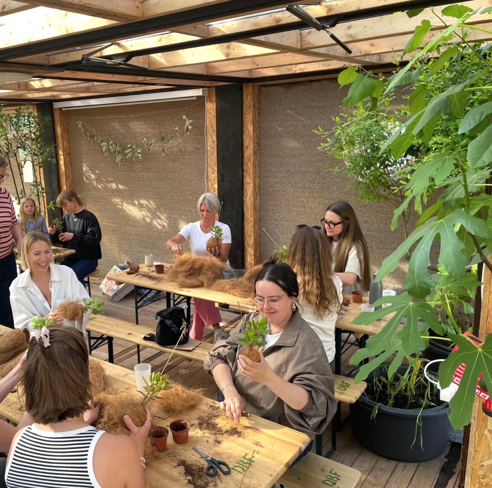 Cycle, Contribute, and Craft: Copenhagen’s Leave a Beautiful Trace Sustainability Ride photo 1