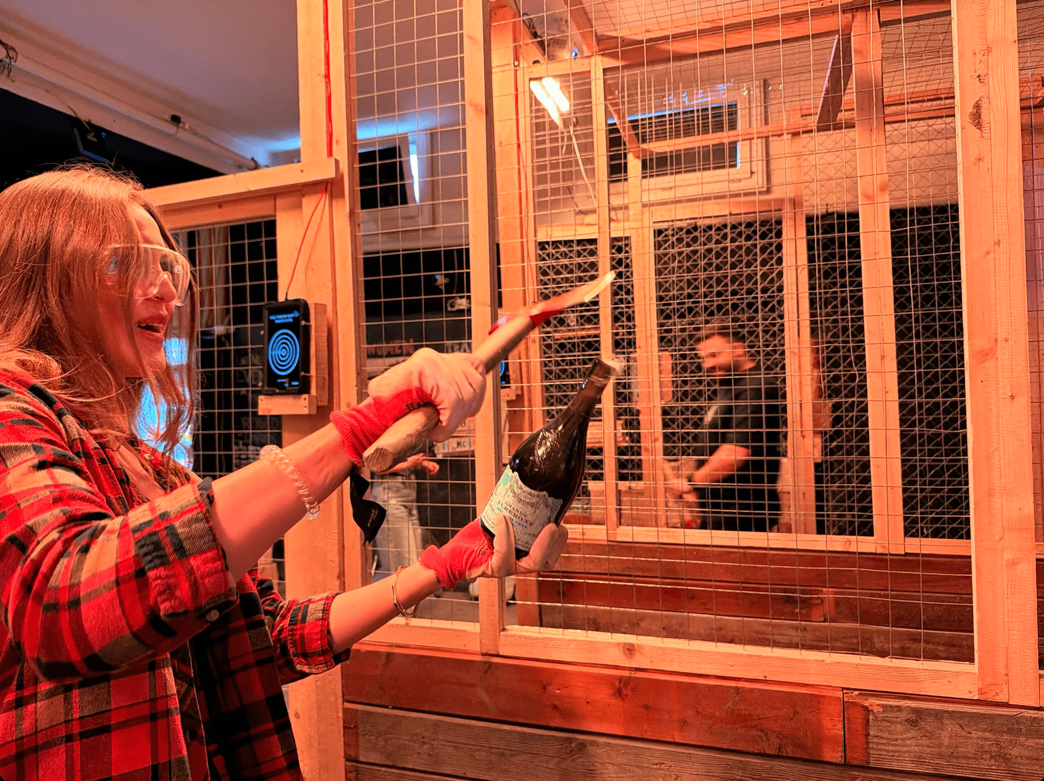 Axtra Axe Throwing in Zürich: 2-Hour Urban Axe-Perience