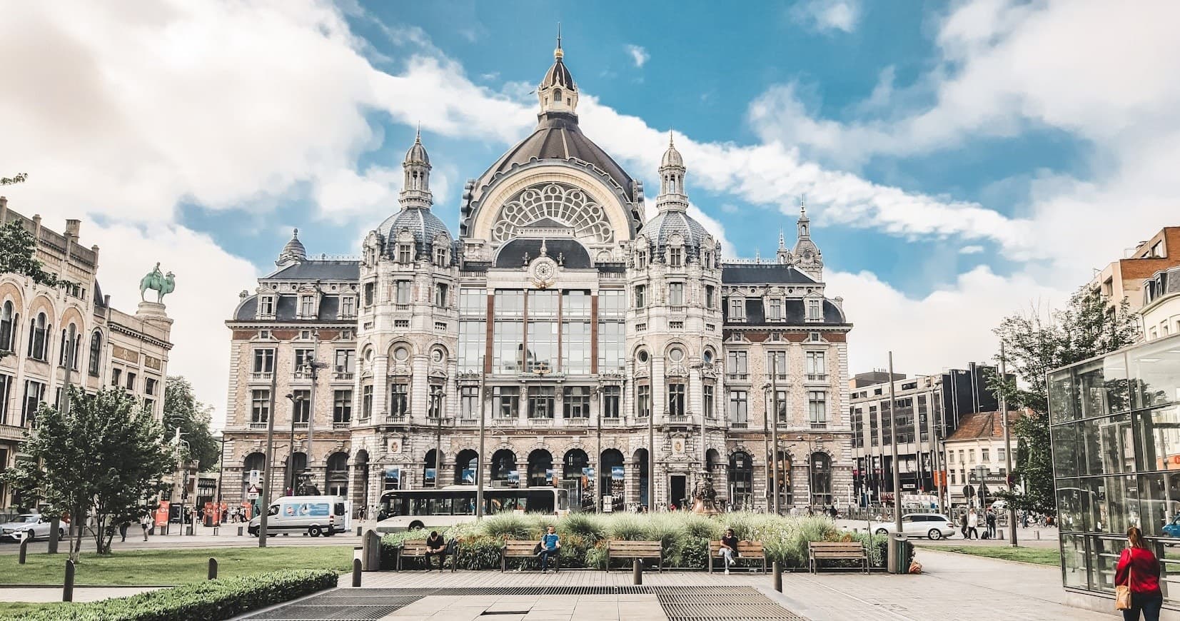 Guided Private Antwerp City Tour by Booktaxi24 in Amsterdam
