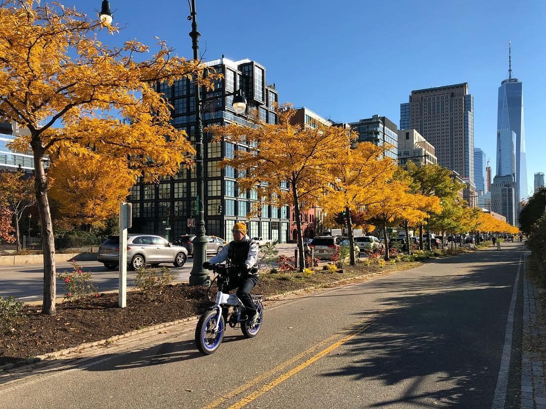 Outdoor Adventure: Manhattan Greenway eBike Tour