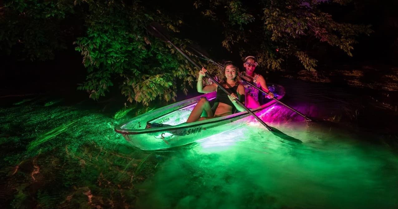 Water Activities: Crystal Kayak Glow Tour at San Marcos River