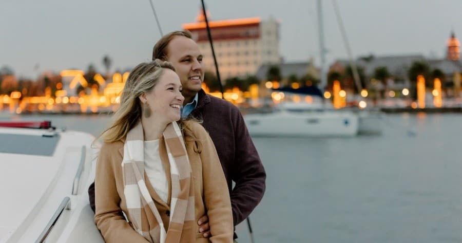Romantic Sailing Experience in St. Augustine: Sweetheart Head Over Heels Package