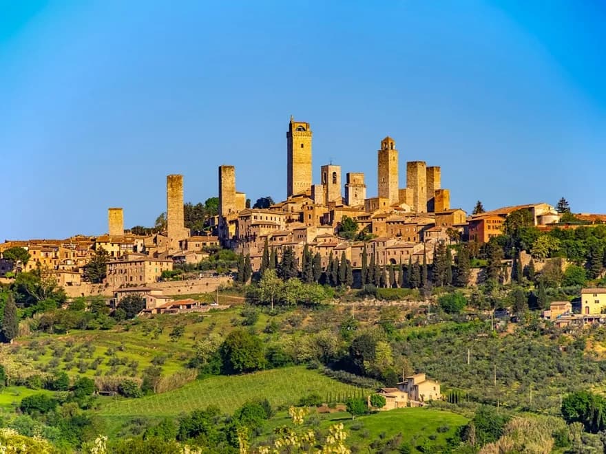 Siena and San Gimignano: Day Trip from Florence to Medieval Towers & Piazza del Campo