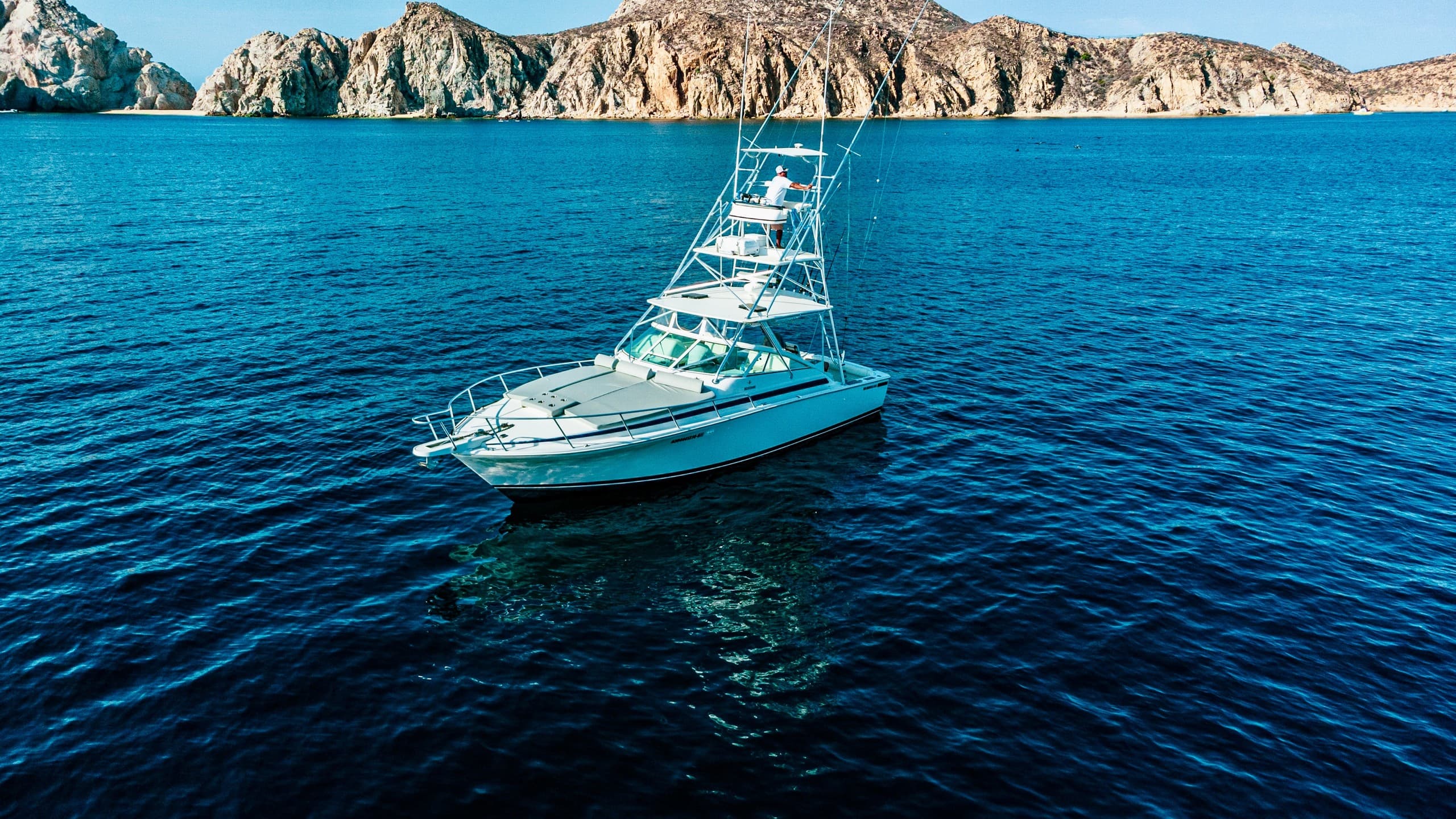 Private Yacht Charter to El Arco: Bon Amour Sunset & Snorkel in Cabo San Lucas photo 1