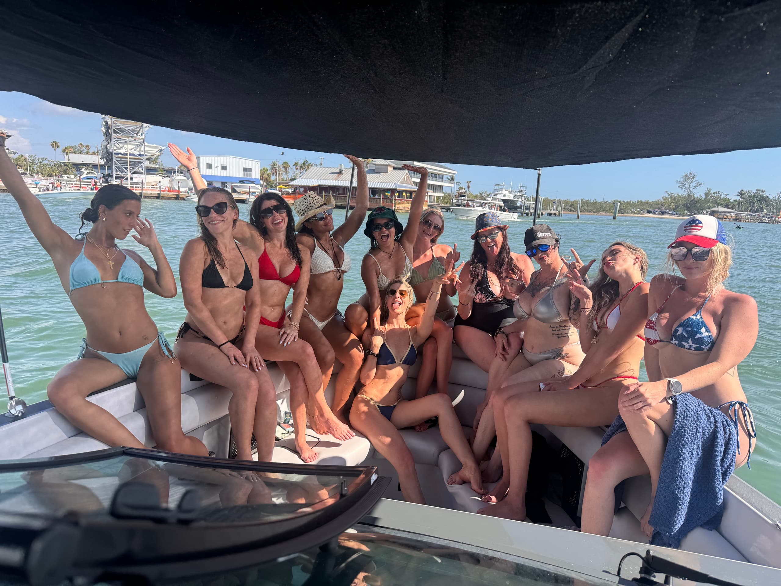 Boat Charters: Sunset Cruise with Kokomo Yachts in Venice