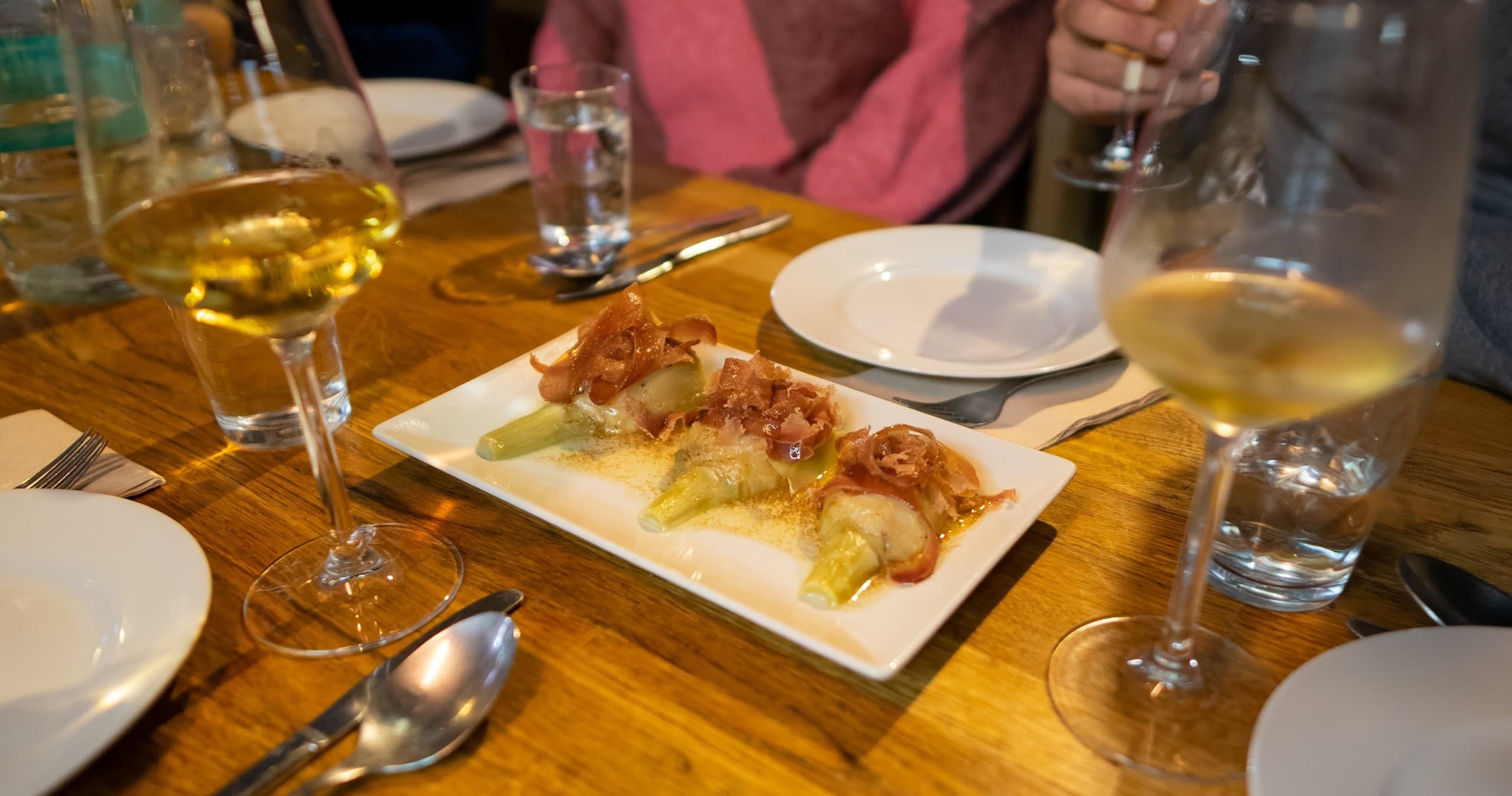Eat Like a Local: Private Poble Sec Tapas & Wine Tour in Barcelona photo 2