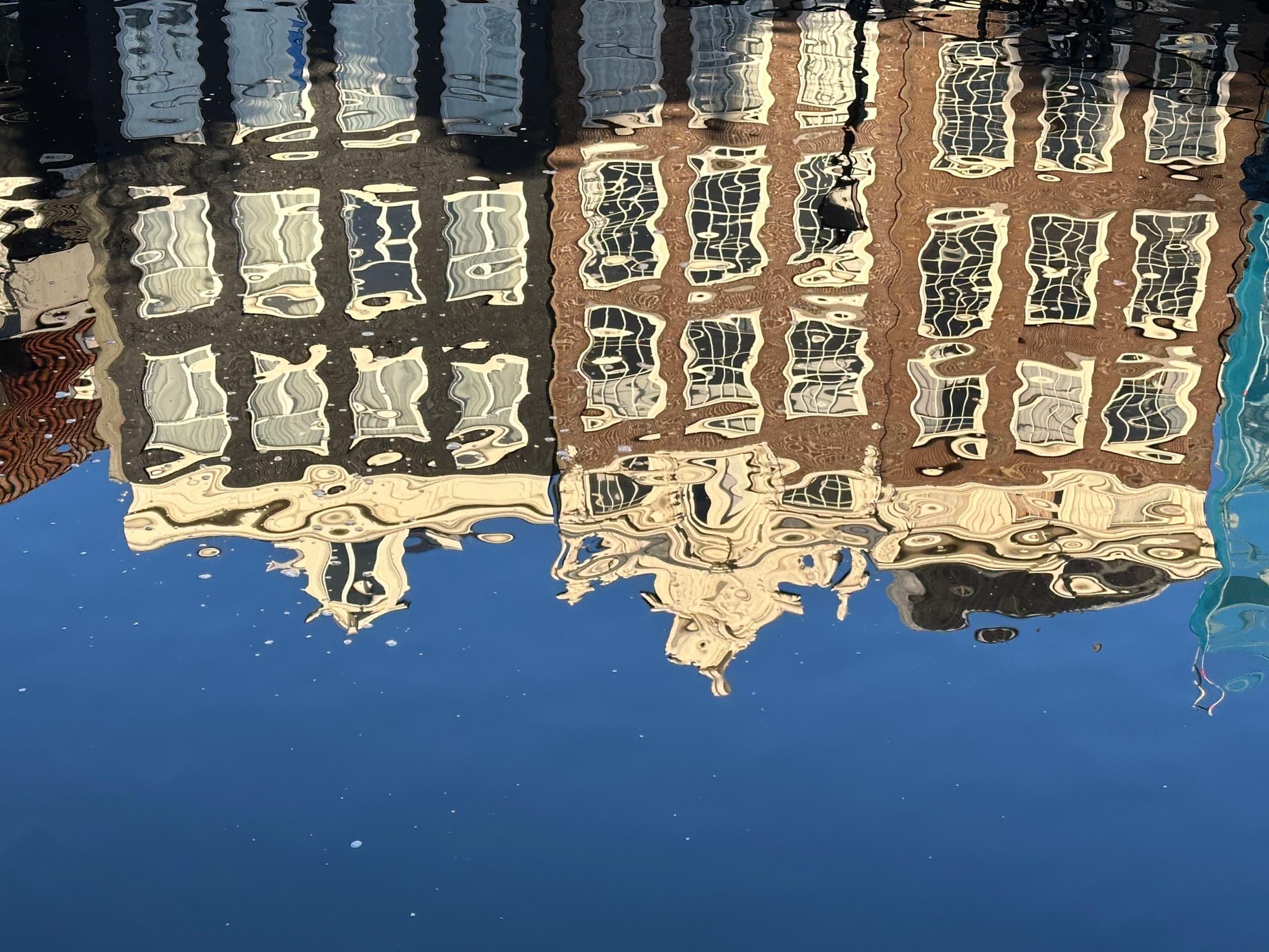 Amsterdam Walking Tour: City Highlights by Amsterdam Experiences